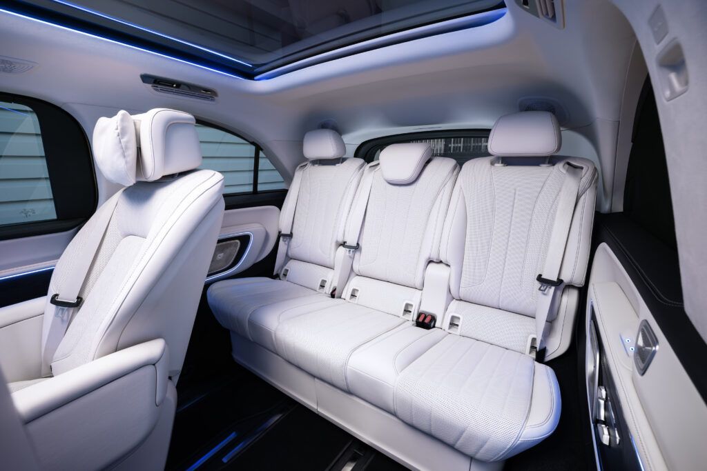 Mercedes VLE interior